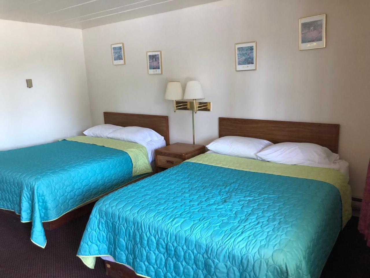 Seaway Motel Roosevelt Park ภายนอก รูปภาพ